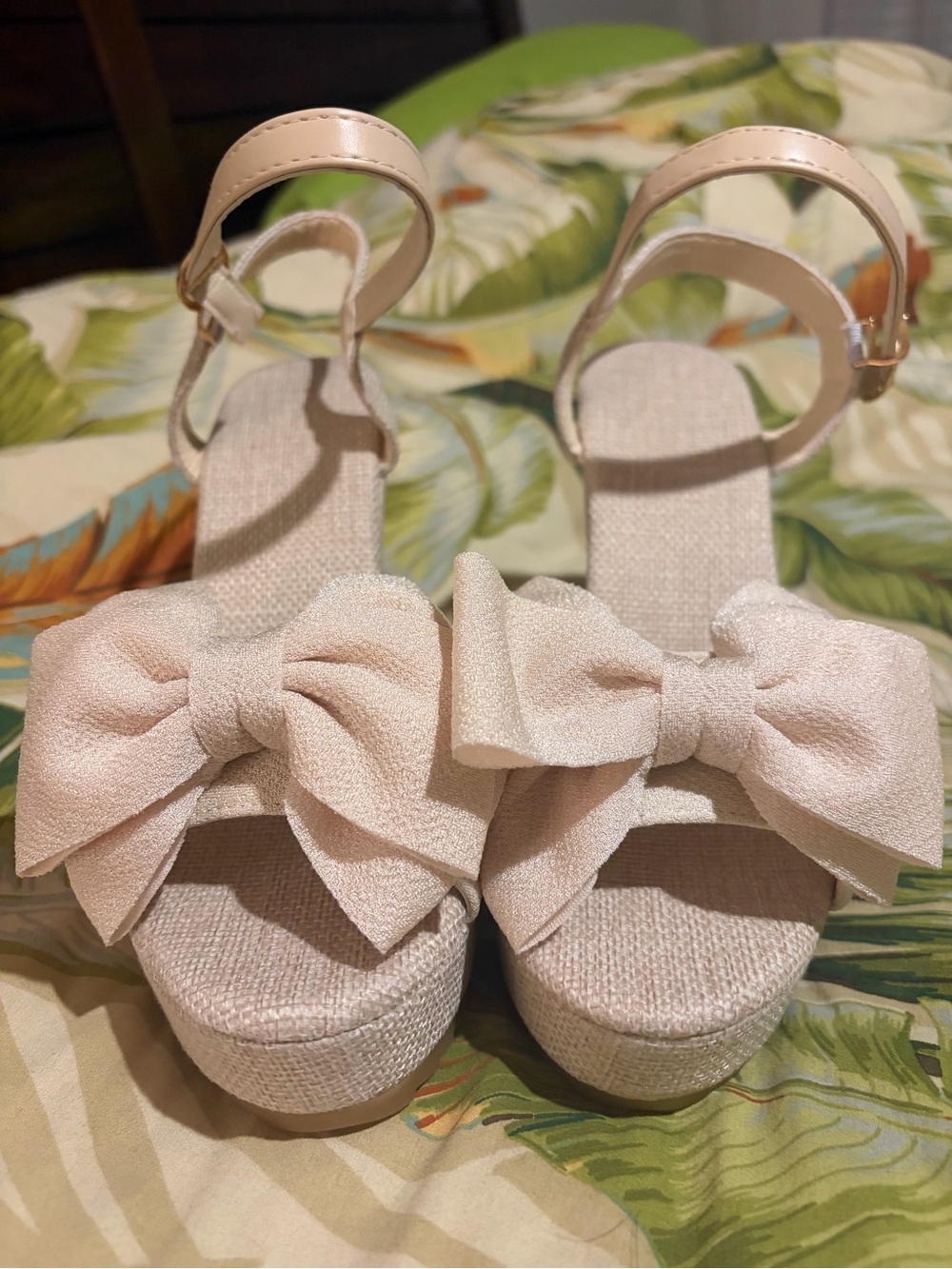 Women's Cream Bow Platform Wedge Sandals
